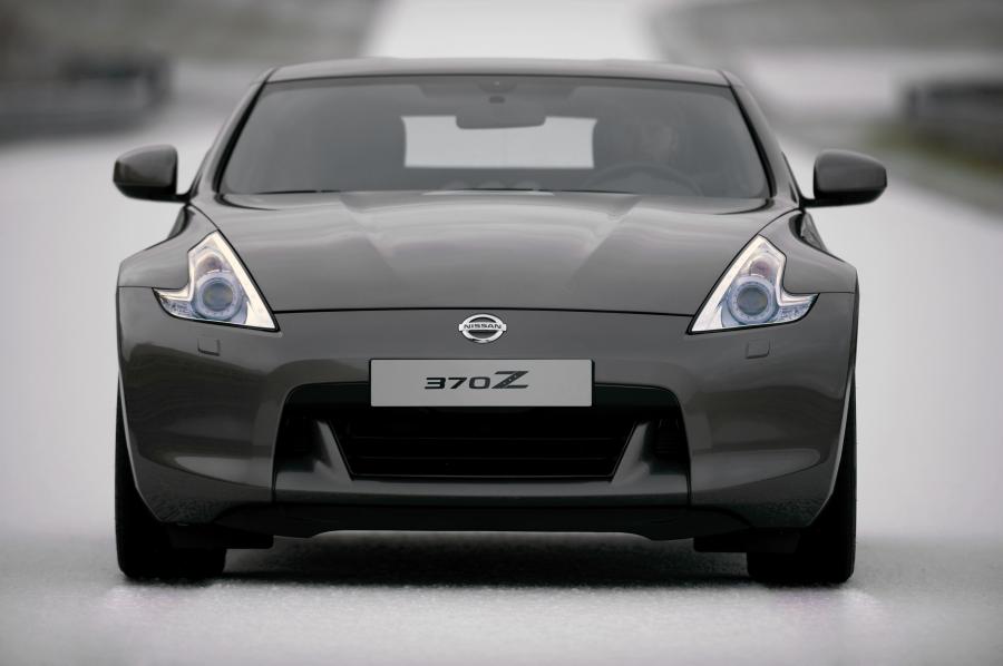  Nissan 370Z 2009 года  (фото 46 из 192)